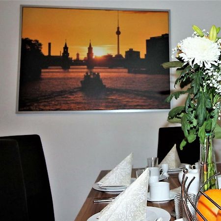 Apartments Tempelhof เบอร์ลิน ภายนอก รูปภาพ