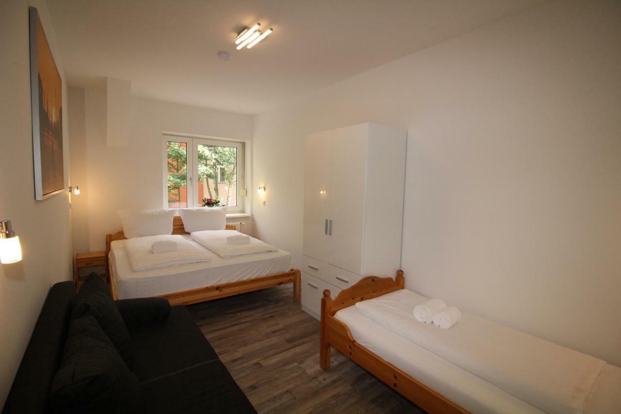 Apartments Tempelhof เบอร์ลิน ภายนอก รูปภาพ