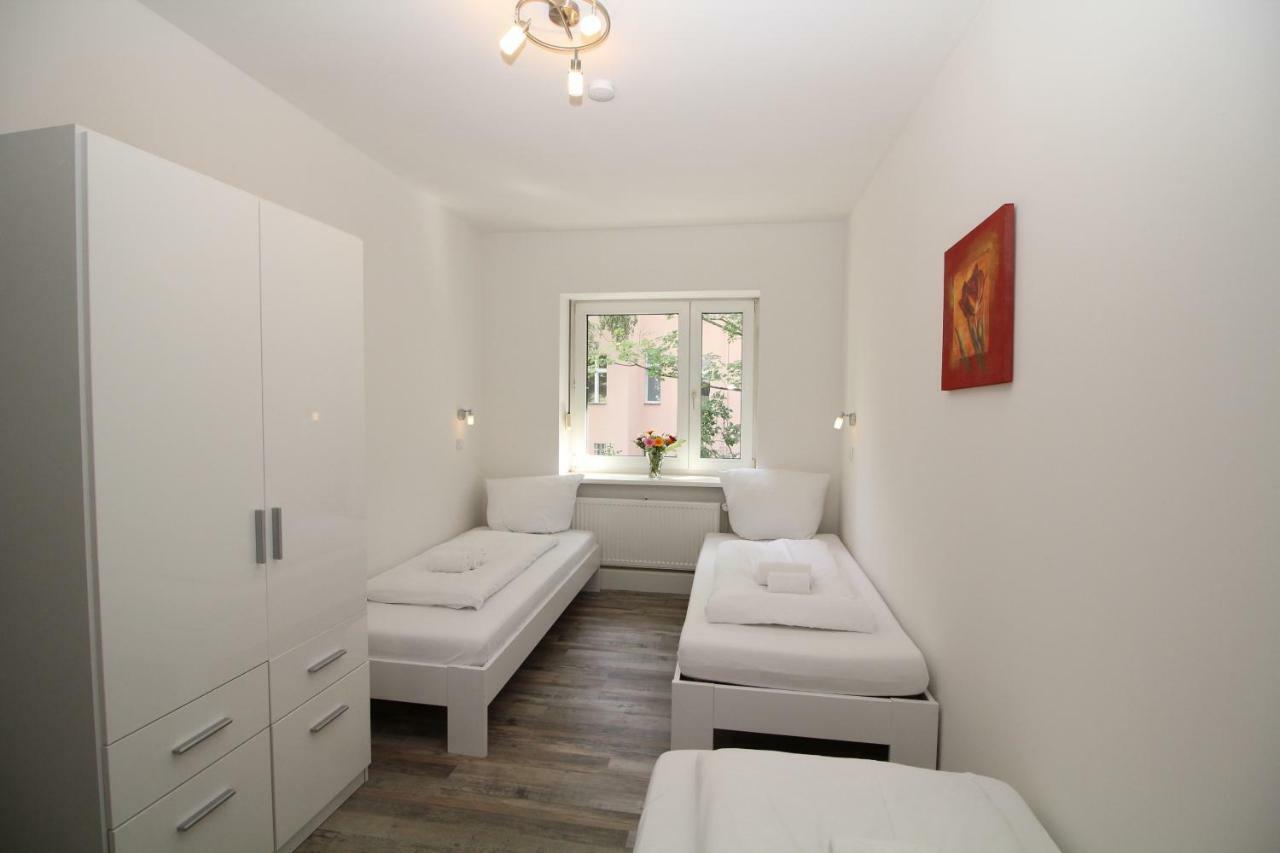 Apartments Tempelhof เบอร์ลิน ภายนอก รูปภาพ
