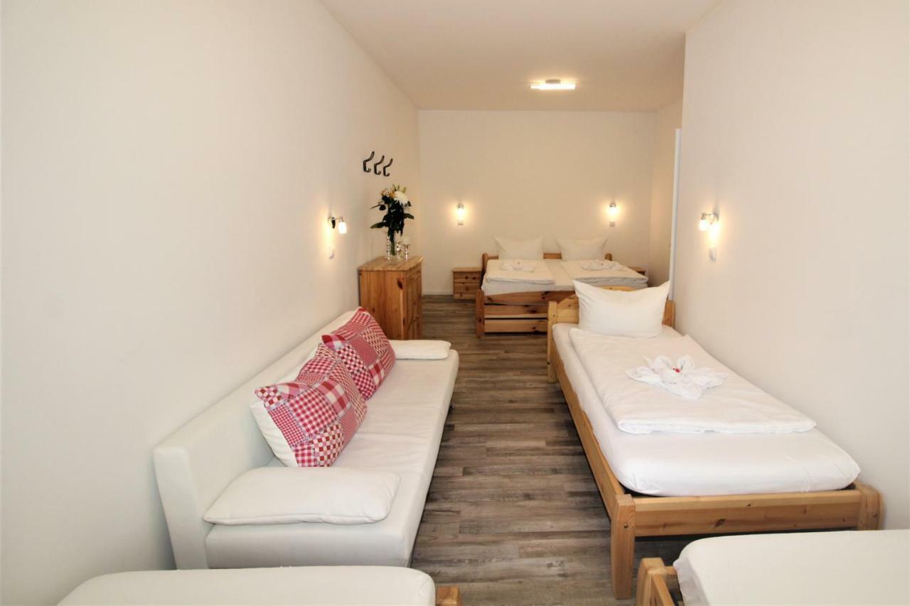 Apartments Tempelhof เบอร์ลิน ภายนอก รูปภาพ